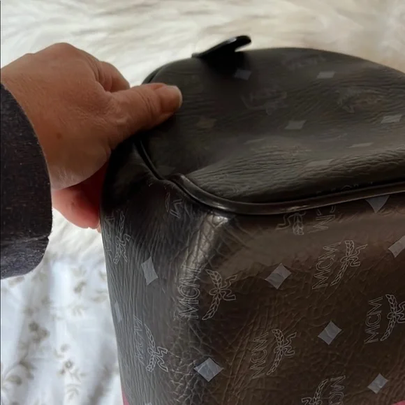 MCM Black Leather w/ Multicolor Racing Stripe & Silver Hardware EUC - Picture 5 of 9